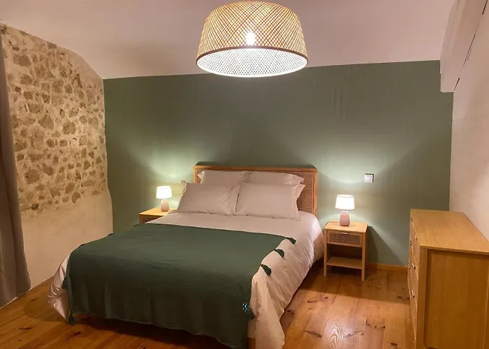 게스트하우스 La Grange De Garac 3*